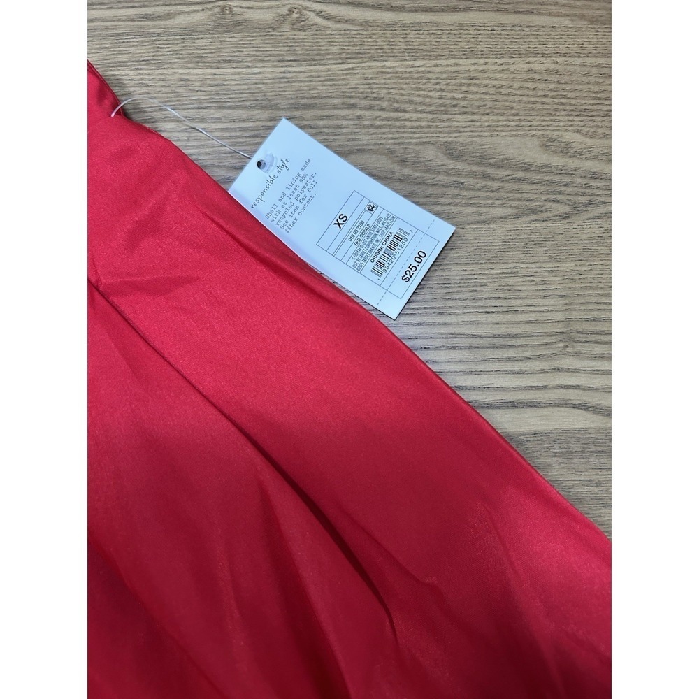 A New Day Red Bubble Skirt Size Xs NWT - Picture 3 of 4